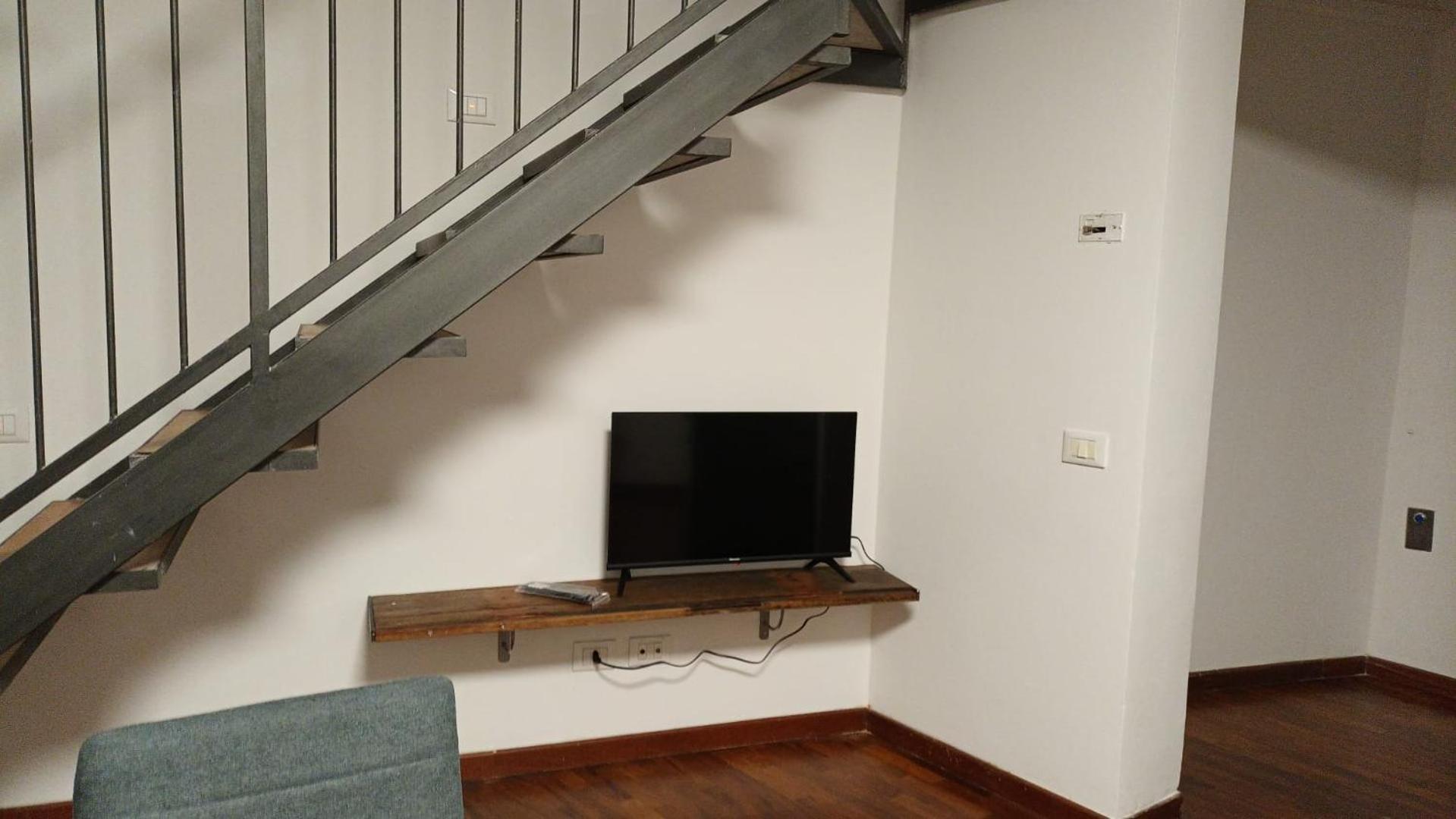 Casa N 1 Con Parcheggio Privato E Colonnina Ricarica Apartment Livorno